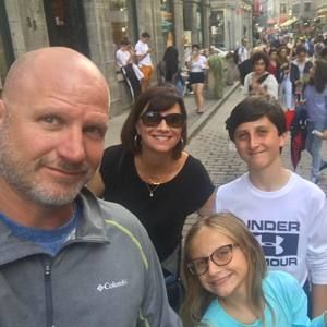 Meet your Posher, Dana